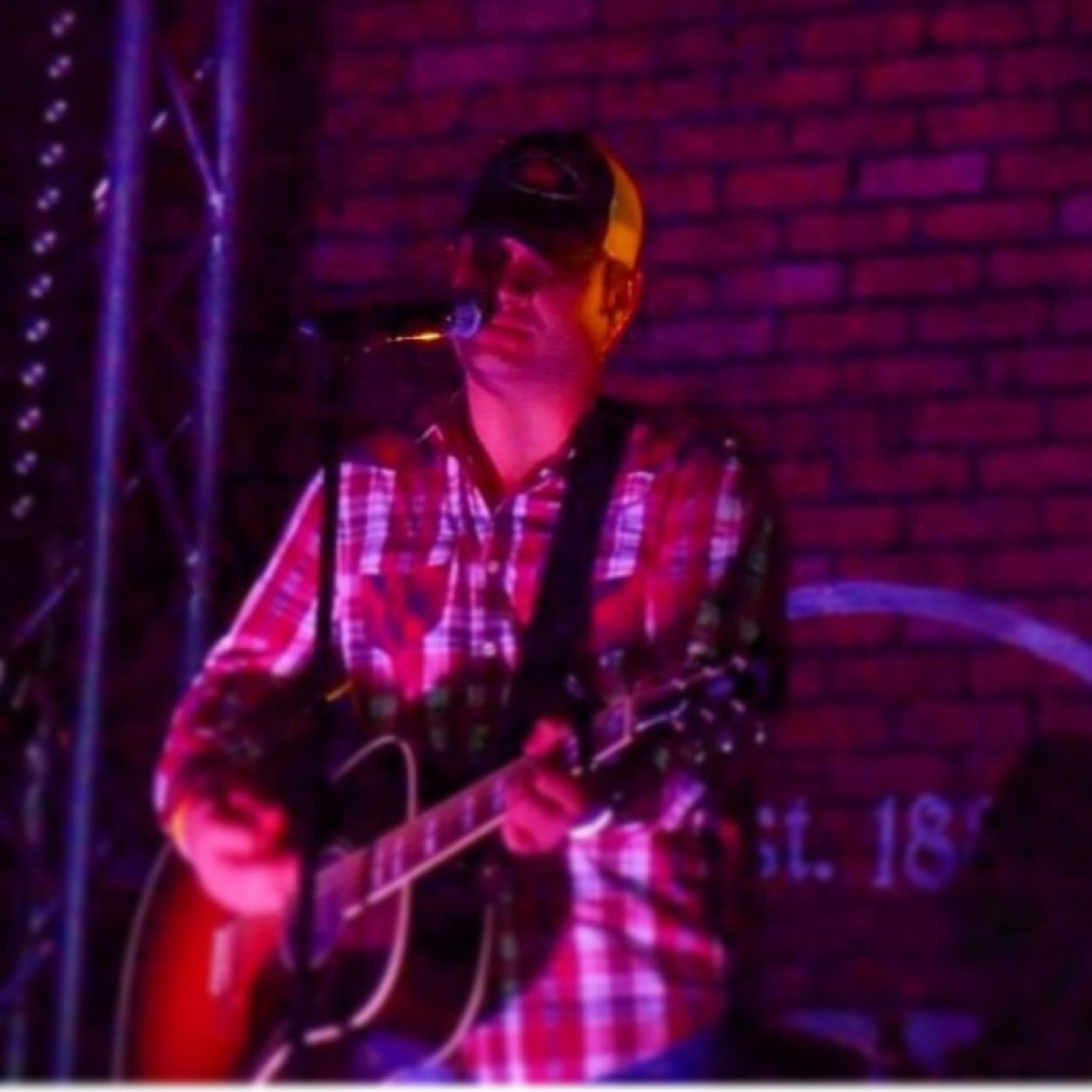bluebroussard Profile Picture