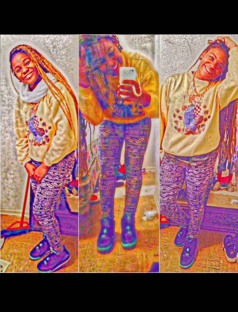 follow new page Pretty Nissi