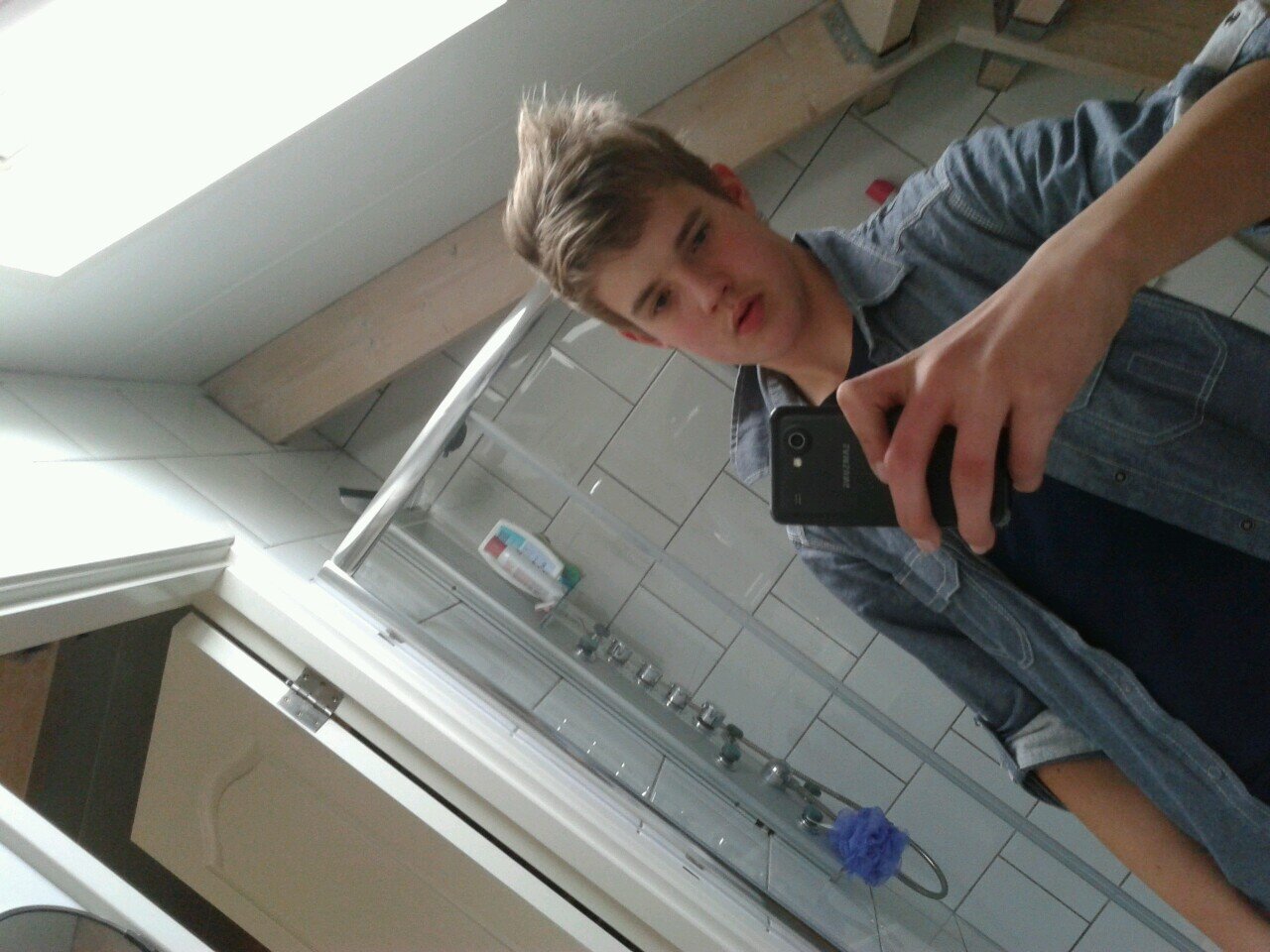 men vrienden & familie op 1 - ik mis je ♥ 07-12-02  - AFCA - follow gwn