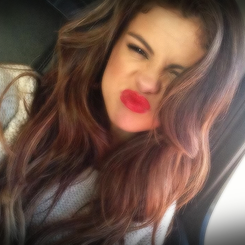 EmblemLov3's profile picture. E3 • 1D • JB • KKJ