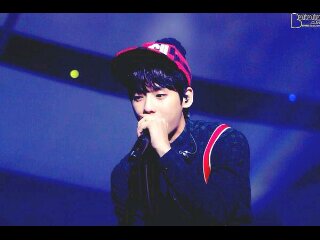 李旼 赫 • BTOB • Available