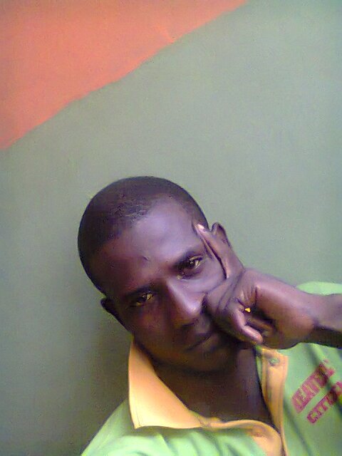 Am into music and graphic design.... Play piano, Drum, graphic design, into desktop publishing trading