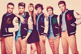 El físico atrae, pero que Zayn mire misteriosamente, Harry hable ronco, Niall sonría, Louis haga tonterías y Liam sea amable enamora.