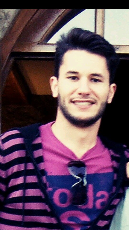 Extremeño, Madridista, aficionado al deporte
