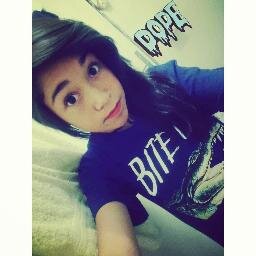 Ams me llamo Skarleth:* , soy de Chile ,
soy #BELIEBER 
Justin es mi vida):♡ #BELIEVE and #NEVER SAY NEVER  ♡ FOLLOW ME?