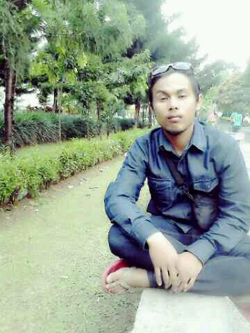 Emilkamilul's profile picture. A R