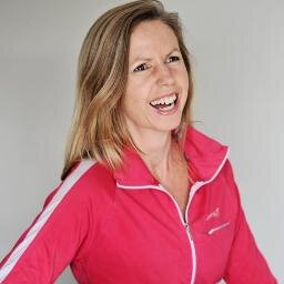 Womens Body Transformation Coach and Fat Loss Expert. Helping women gain confidence and achieve a healthier, leaner and stronger body in midlife.