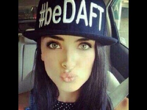 @itzhaneenx  follow her!