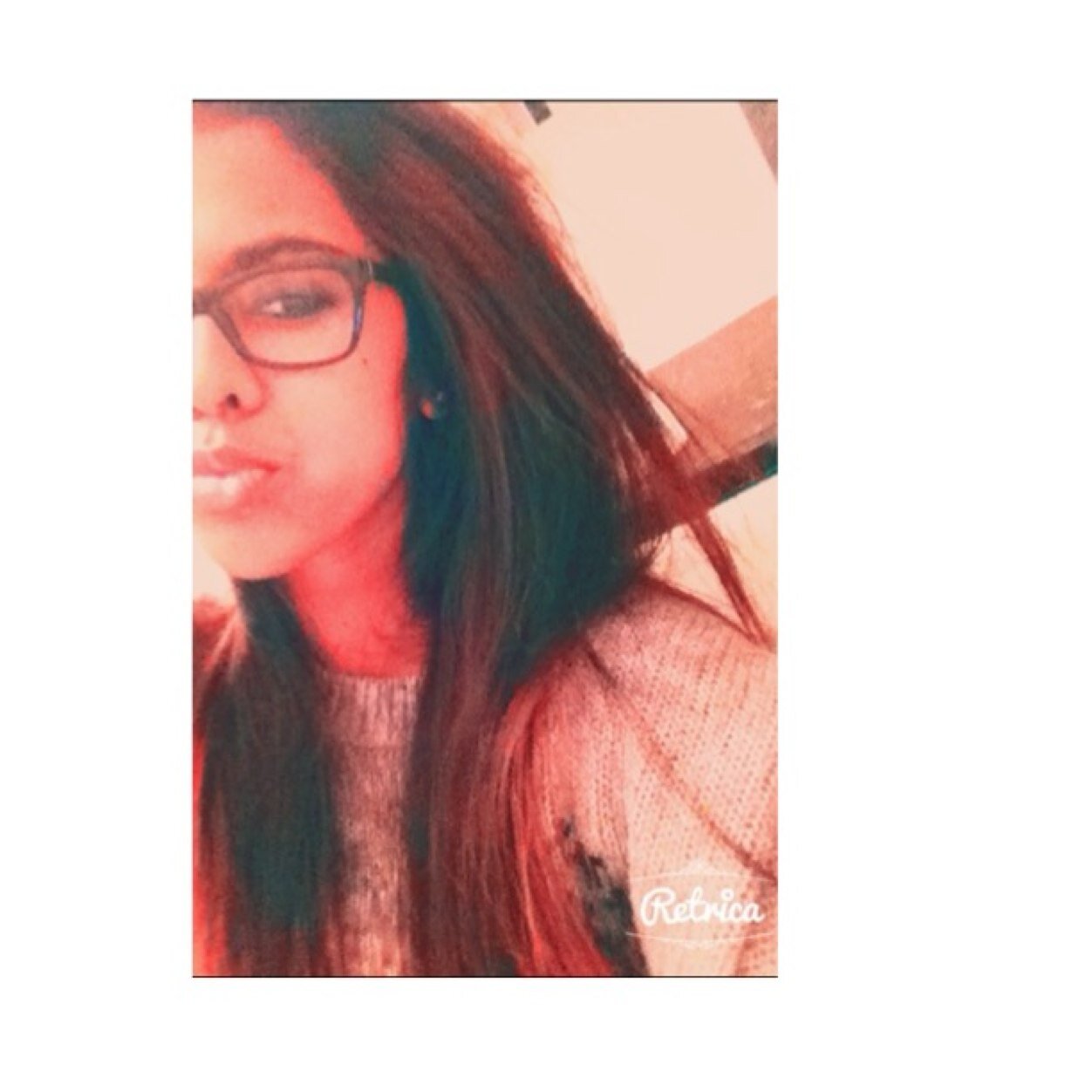 Well .... I LOVE CHOCOLATE & FOOD :) Ask fm : Ayesha123123 Instagram : Ayesha231199
