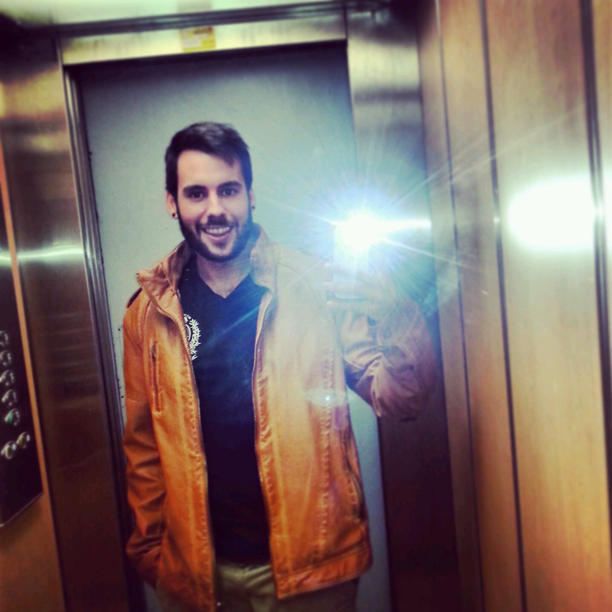 La lucha y la dignidad se llevan en la sangre. soy de relaciones largas y muy exquisito
