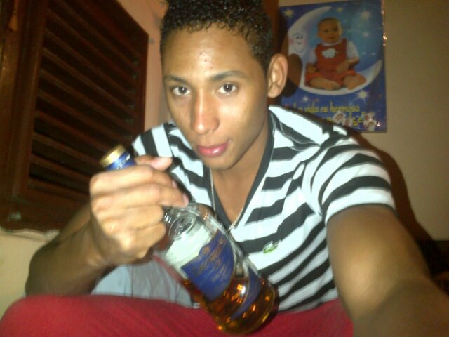 erickzarzuela's profile picture. Nunca dejes de soñar esfuérzate cada día por alcanzar tus metas,recuerda que por muy difíciles#:-s que sean las cosas no son imposibles. nacimos para ser fuerte