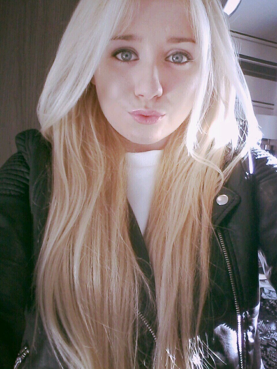 Do kickboxing♡ Love Eminem♥ LOVE THE LIFE YOU LIVE, LIVE THE LIFE YOU LOVE.♡