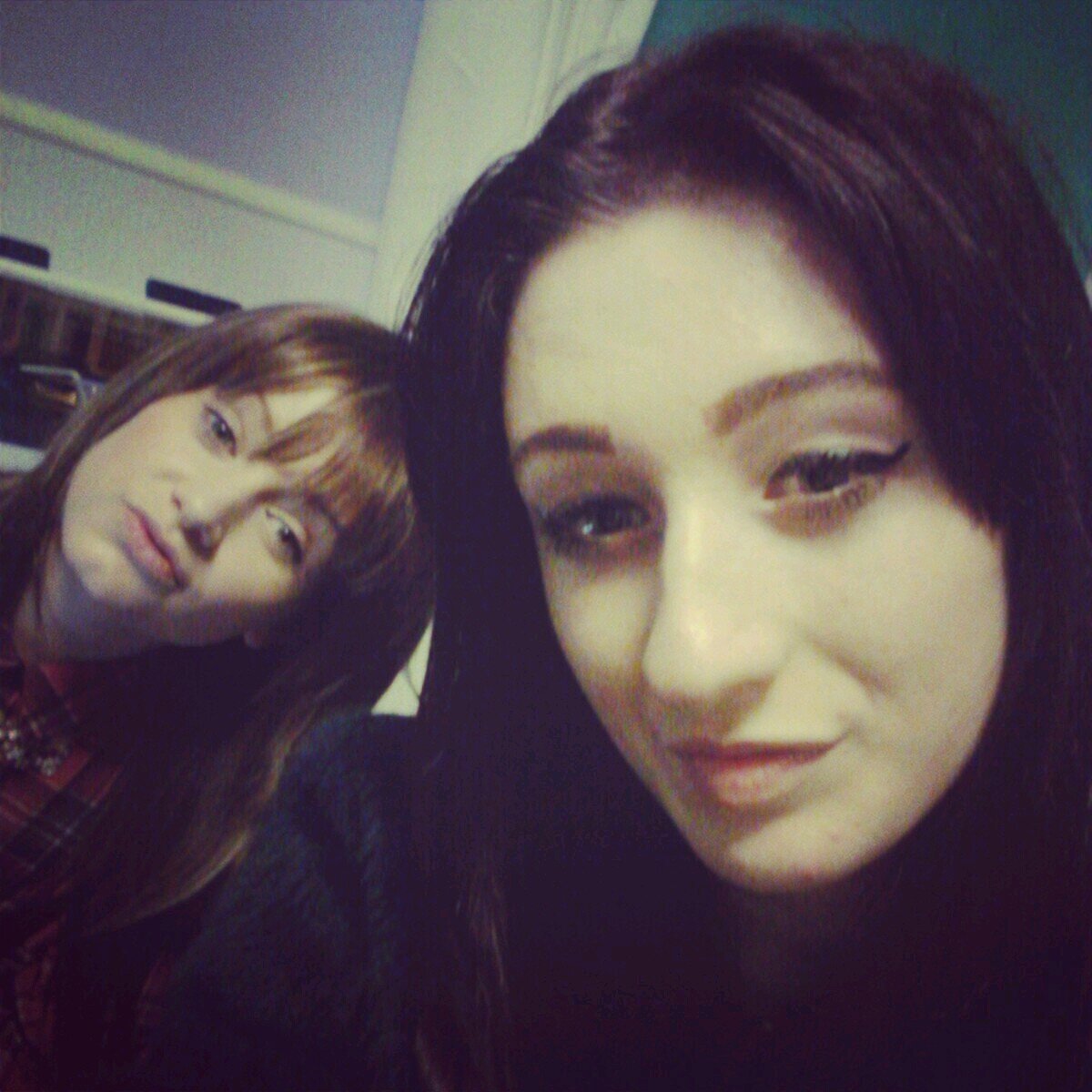 Emily_castle1's profile picture. follow me and ill follow you back