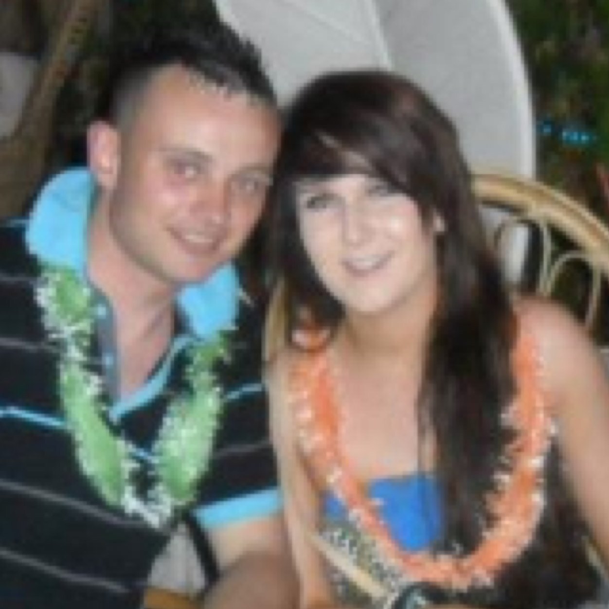 pewecleere's profile picture. 