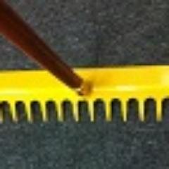 GO TWO - Dual purpose freestanding rake
