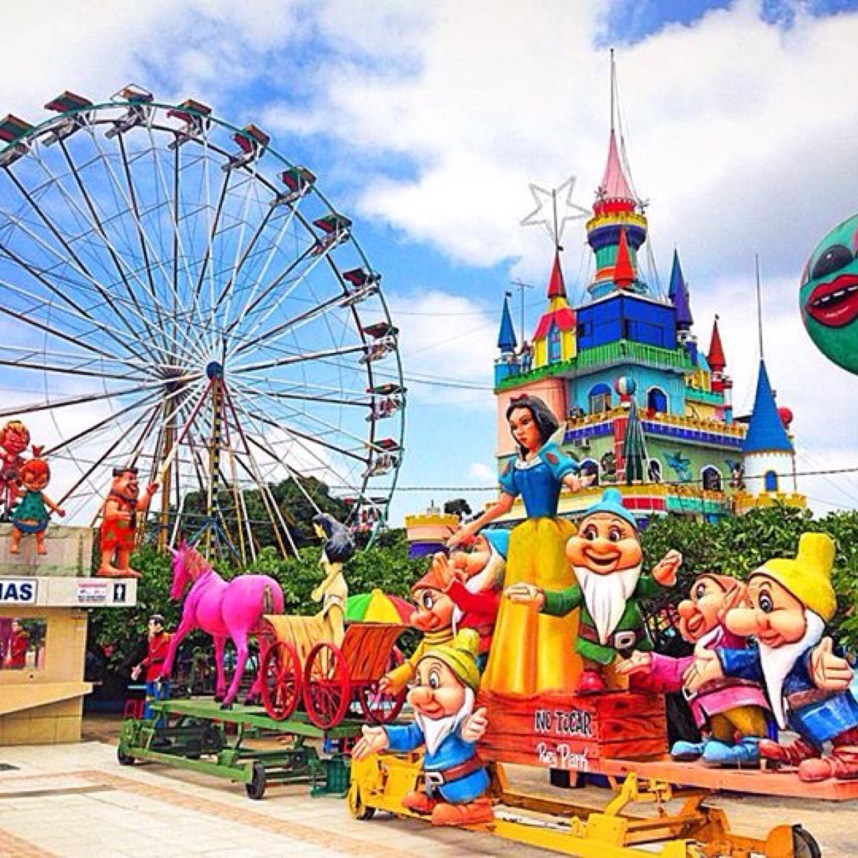 Parque Acuatico Rey Park el lugar ideal de la diversión familiar a nivel nacional. https://t.co/OdRcrn84oq