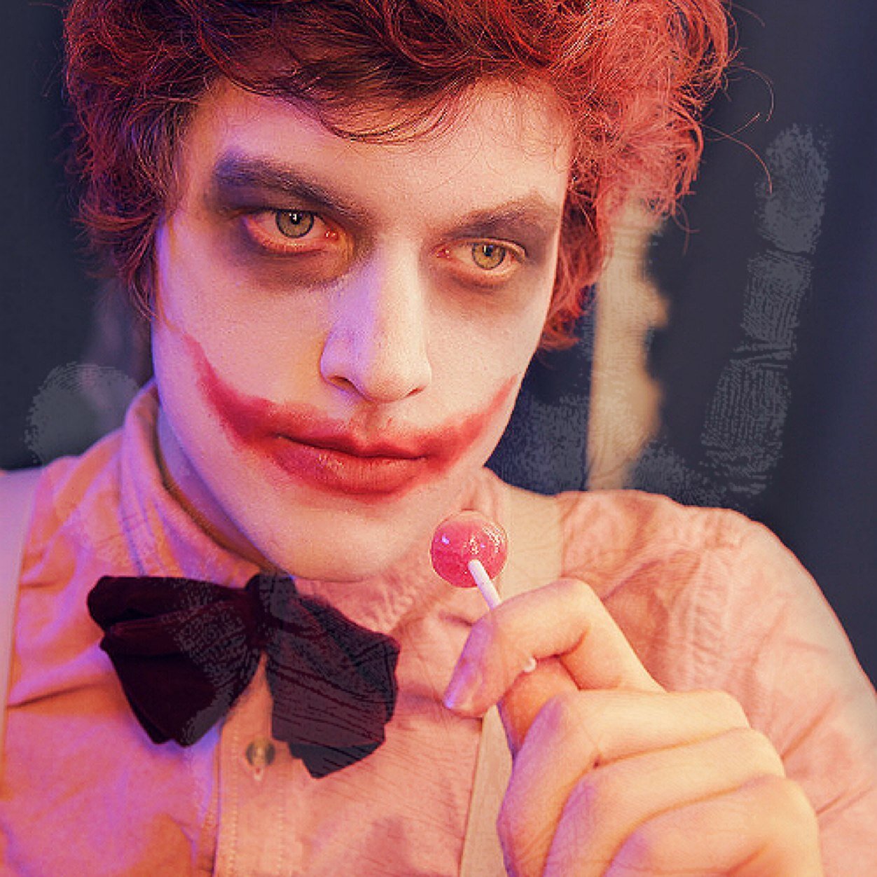 Hey it'sa me! Wiggles the clown! How ya doin kids? Just searching for those street sharks. Secretly in love with a girl named Kianna #Pardoy 18+