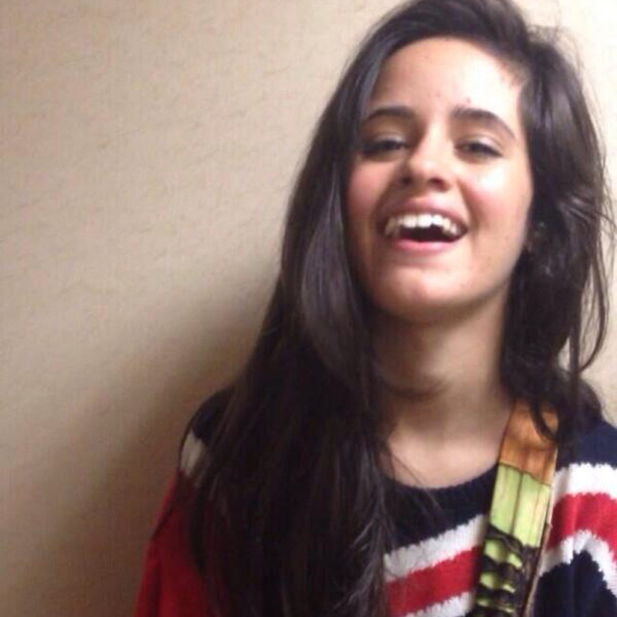 hi beautiful. I gave you a free follow so please follow @laurjauregui in return :) thank you!