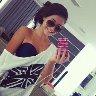 Memyfat7y's profile picture. Bars7aa Nafsy ab2aa tweep kabeer wa mch waryaa sho3'ala wala mach3'la 3'ar twitter fa zabnty azbatak ;) awya ana t2aa keda 3la tool Follow Back :D