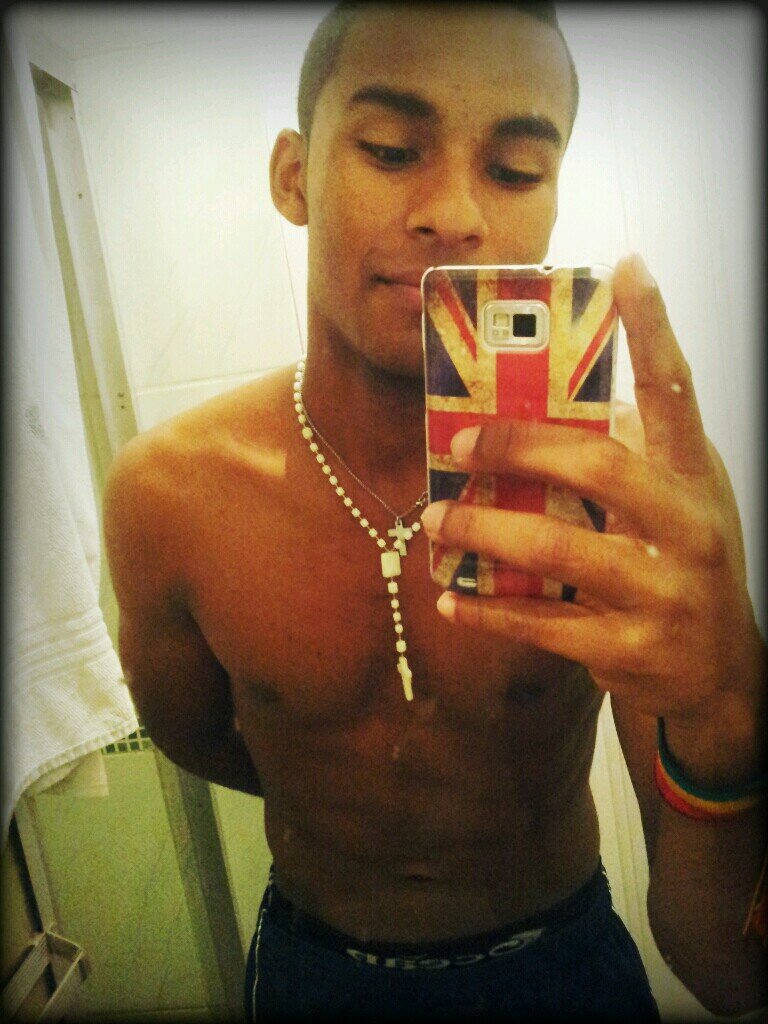 _Gabriel231's profile picture. Fé em Deus que ele é JUSTO ♫♪