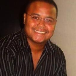 One researcher, passionate for Web Marketing, Social Media, Project management with focus on Internet and Digital entrepreneurship.