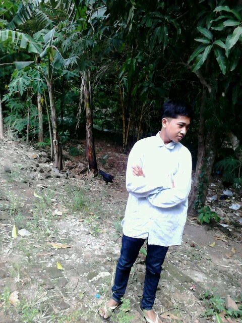 Aku bosan menjadi pecundang \m/•Republik n[a]kal•between love and racing.. 
my pin 276B4196•single /m\