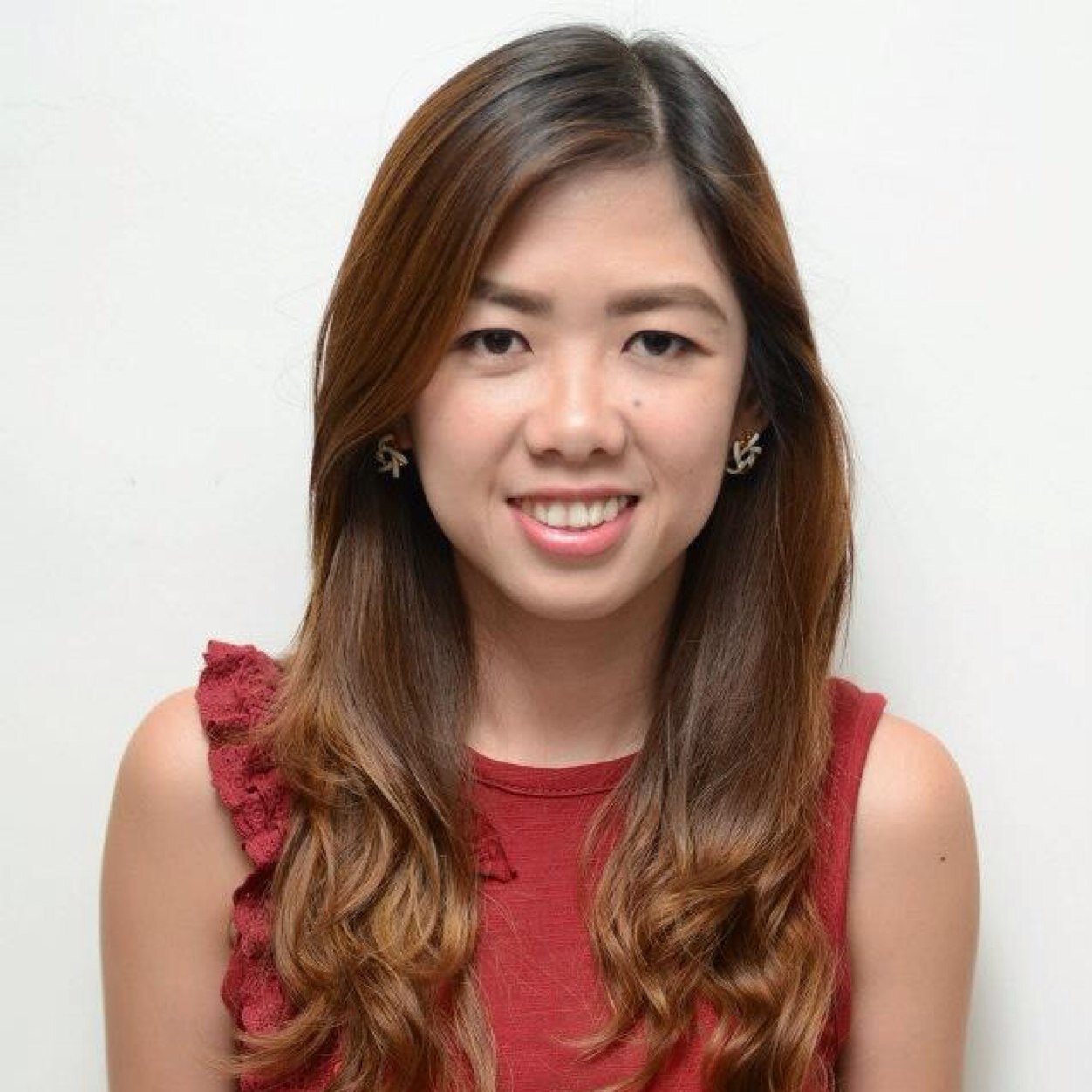 ehfril's profile picture. I live to make my mother (inay) happy for as long as i can.