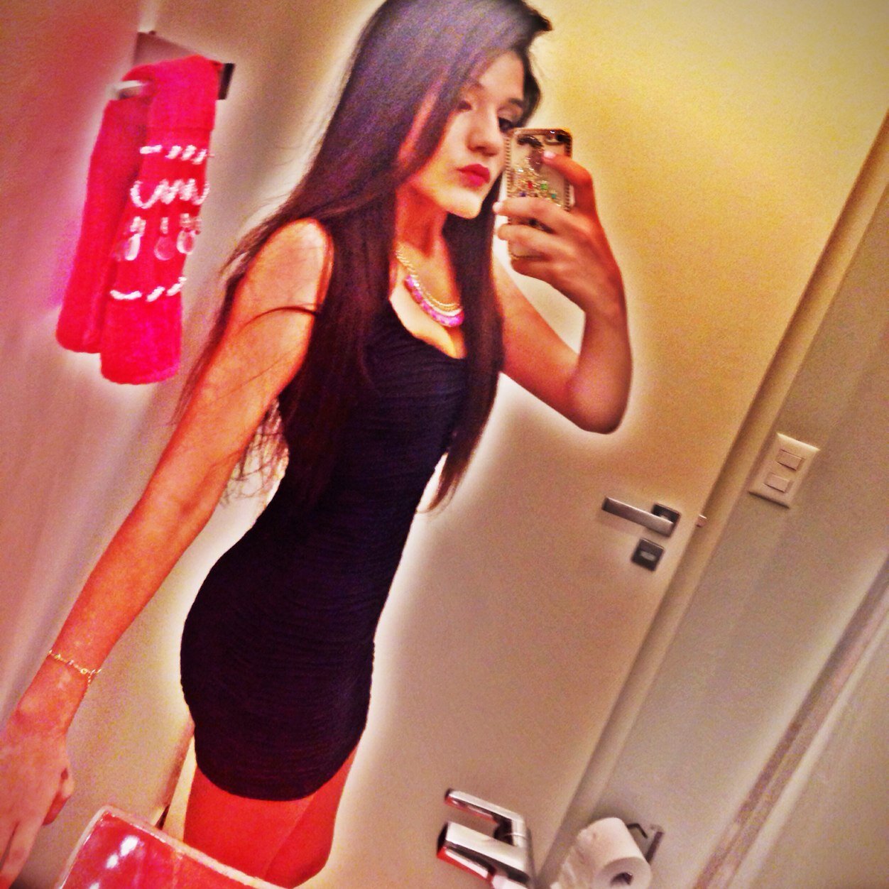 isah_tavarees's profile picture. #PR