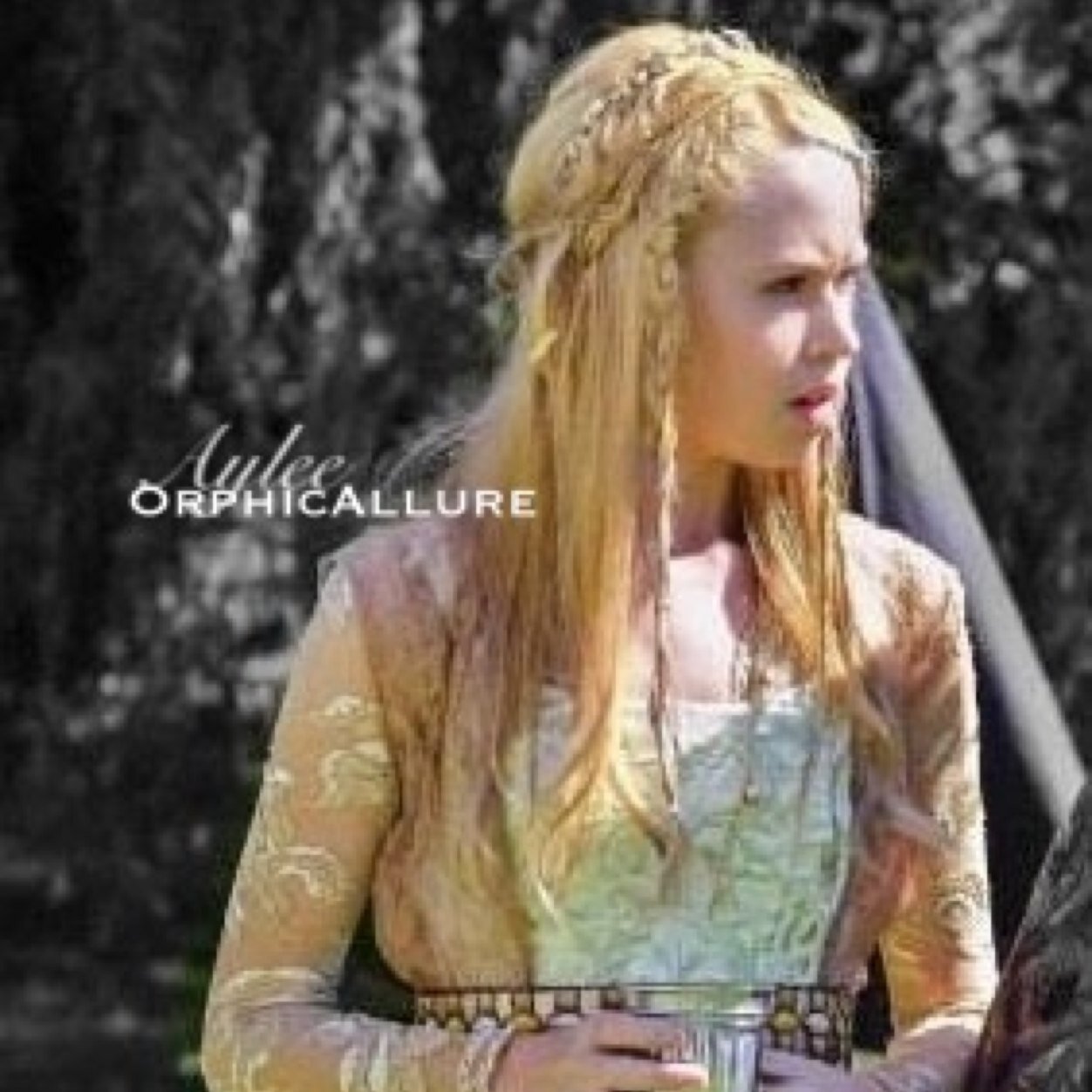 Don't you worry your pretty little mind, people throw rocks at things that  s h i n e .{#Reign}