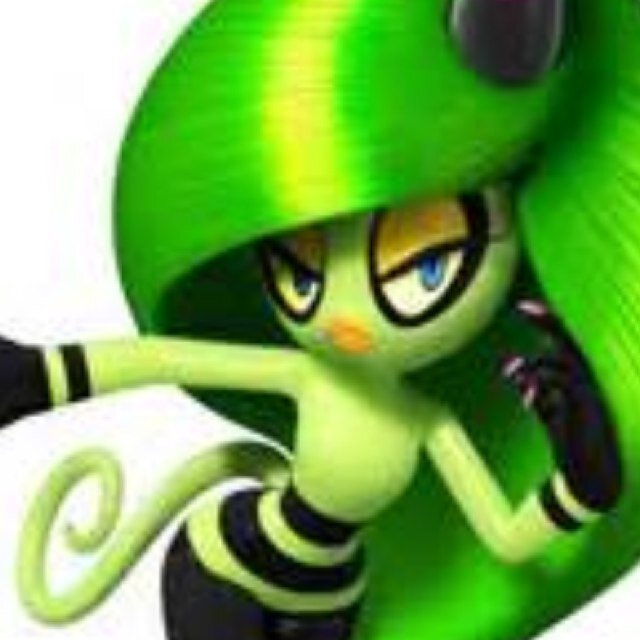 Hi i am Zeena the Zeti! My other acount is @22_kierra I dont go on it anymore though one moment my nails need 2 dry #single