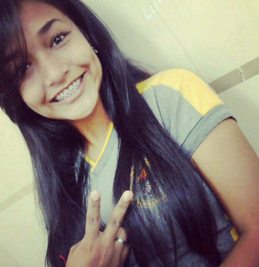 Ah nega, te amo demais olha! irmã, prima, linda, maravilhosa ♥  / @Alicia_portela