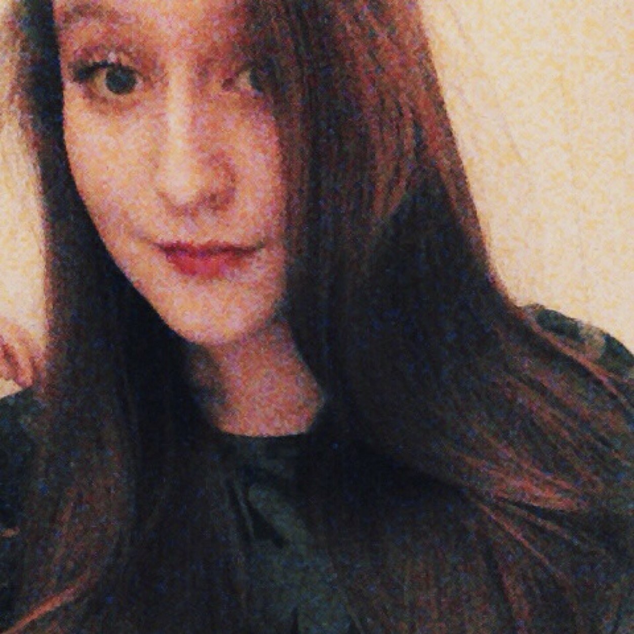 loves one direction♥...and llamas. 1D changed my life. I follow back you dont have to ask. @anjulie follows me yay idk