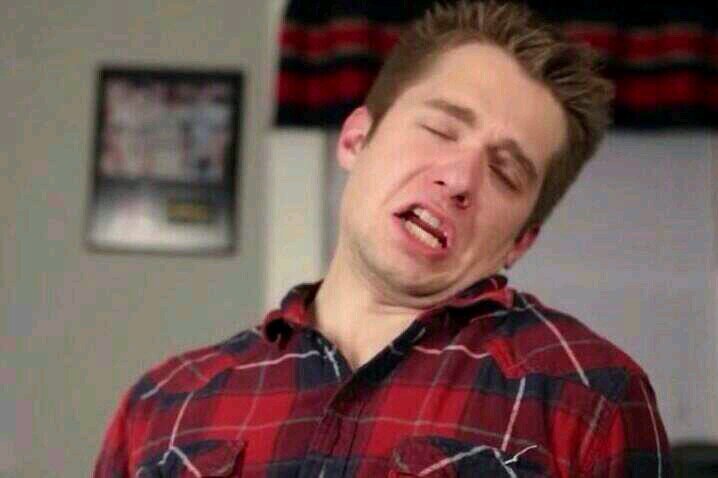 FOLLOW @MAADUHSUHN & SHE'LL FOLLOW YOU BACK I SWEAR