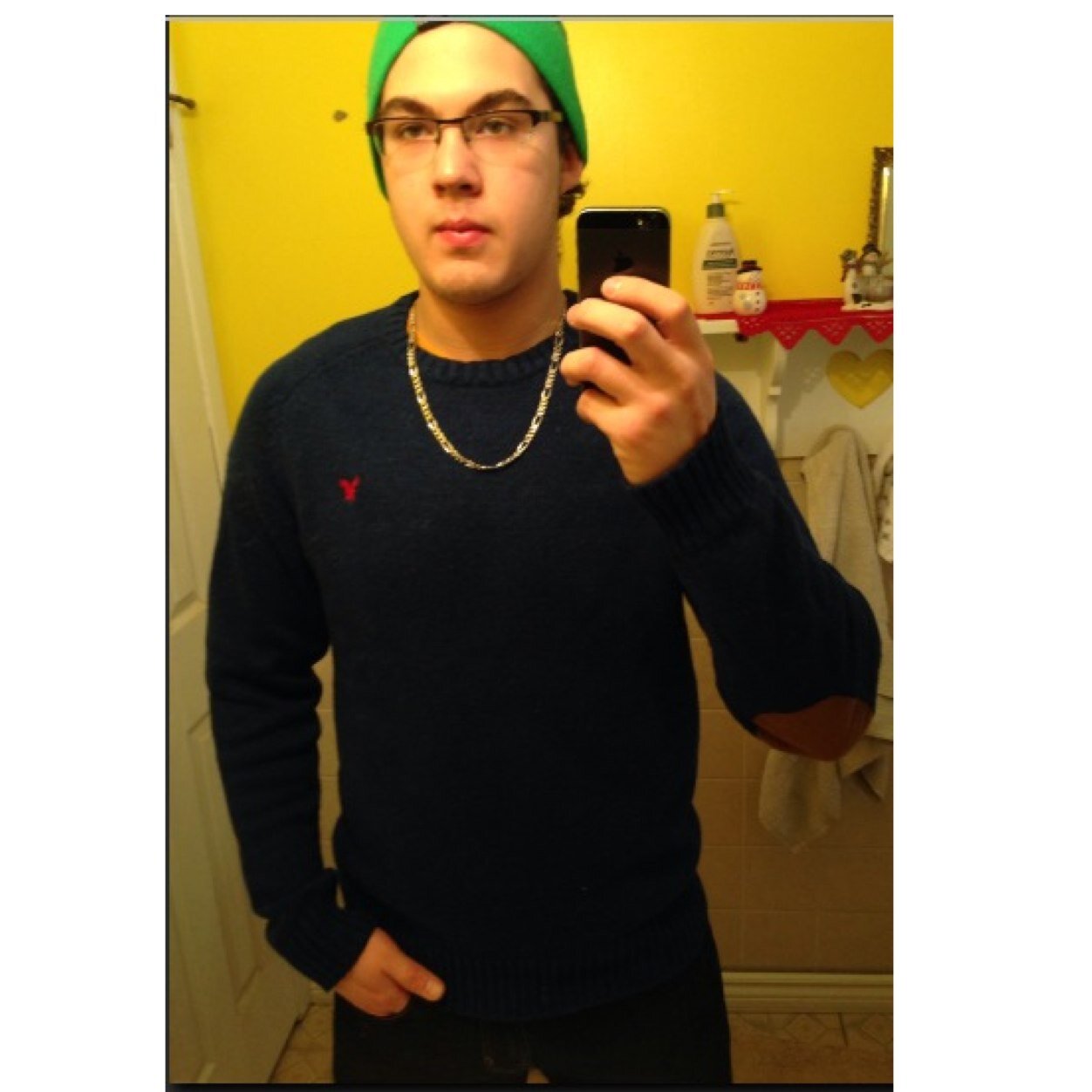 ryanwalpole_12's profile picture. 