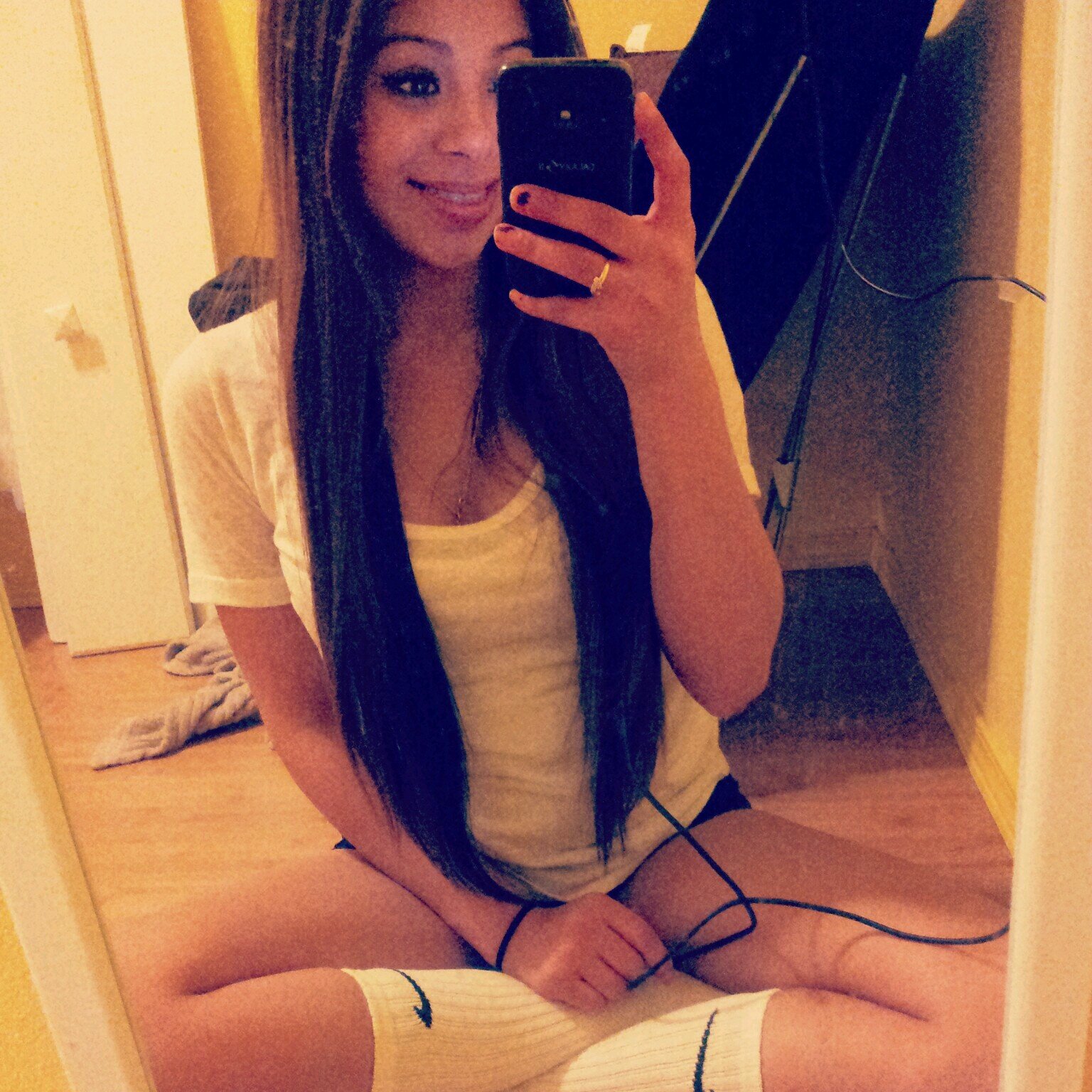 Independent ! &Dosent Need None who doesn't Need Her !