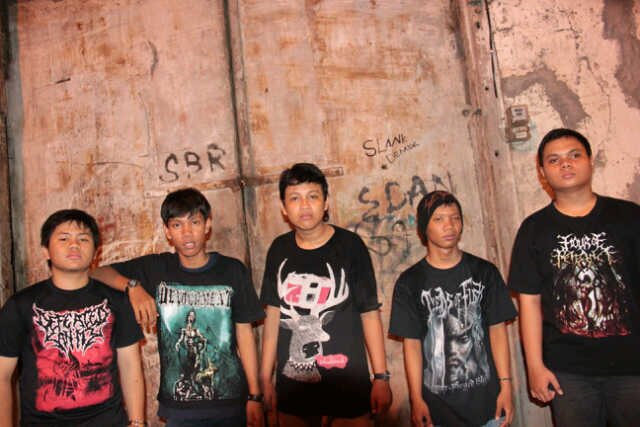 HOLY SHIT! WELCOME TO THE CHROMODORIS OFFICIAL TWITTER PAGE THIS IS DEATH METAL ASSFUCK FROM SEMARANG CITY HARDSIDE|info  2645FDED And visit us on reverbnation