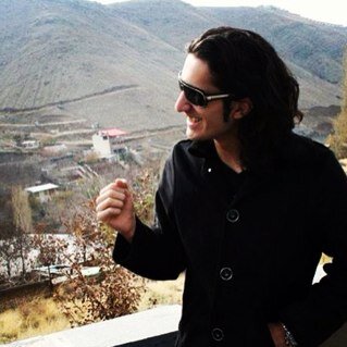 Music student at art and architecture faculty - Guitarist