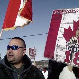 ThomasHare3's profile picture. If you come at me, you better know I tweet...like a goddamn hammer.