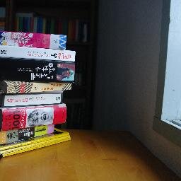 munhak_er2014's profile picture. 책 읽어주는 문학쟁이/알리고 싶은 문학이 있다면 제보도 받습니다./ 아름답게 살기 위해 나아가는것 그것이 우리가 삶을 살아가는 의지이다.