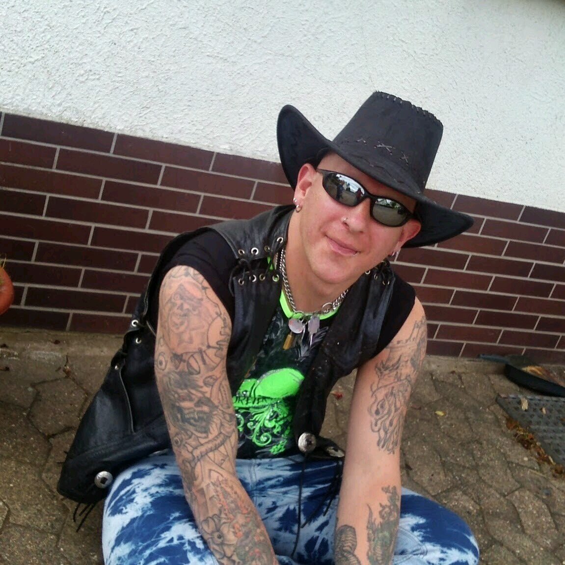 Vatertag13's profile picture. 