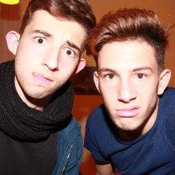 Siamo due sedicenni che non hanno un cazzo da fare, e quindi facciamo video su youtube.