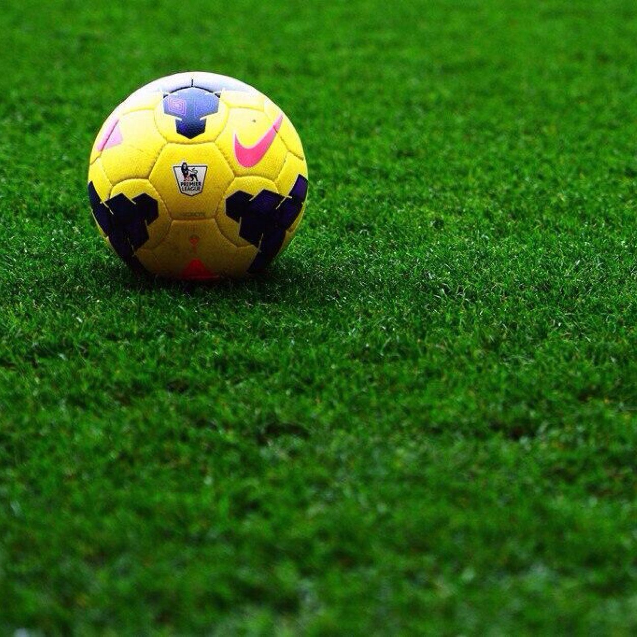 Blog offering views and articles across European football. Run by @JamesBrowning96 and @robinsleftfoot. Tweet if you are interested in joining us!