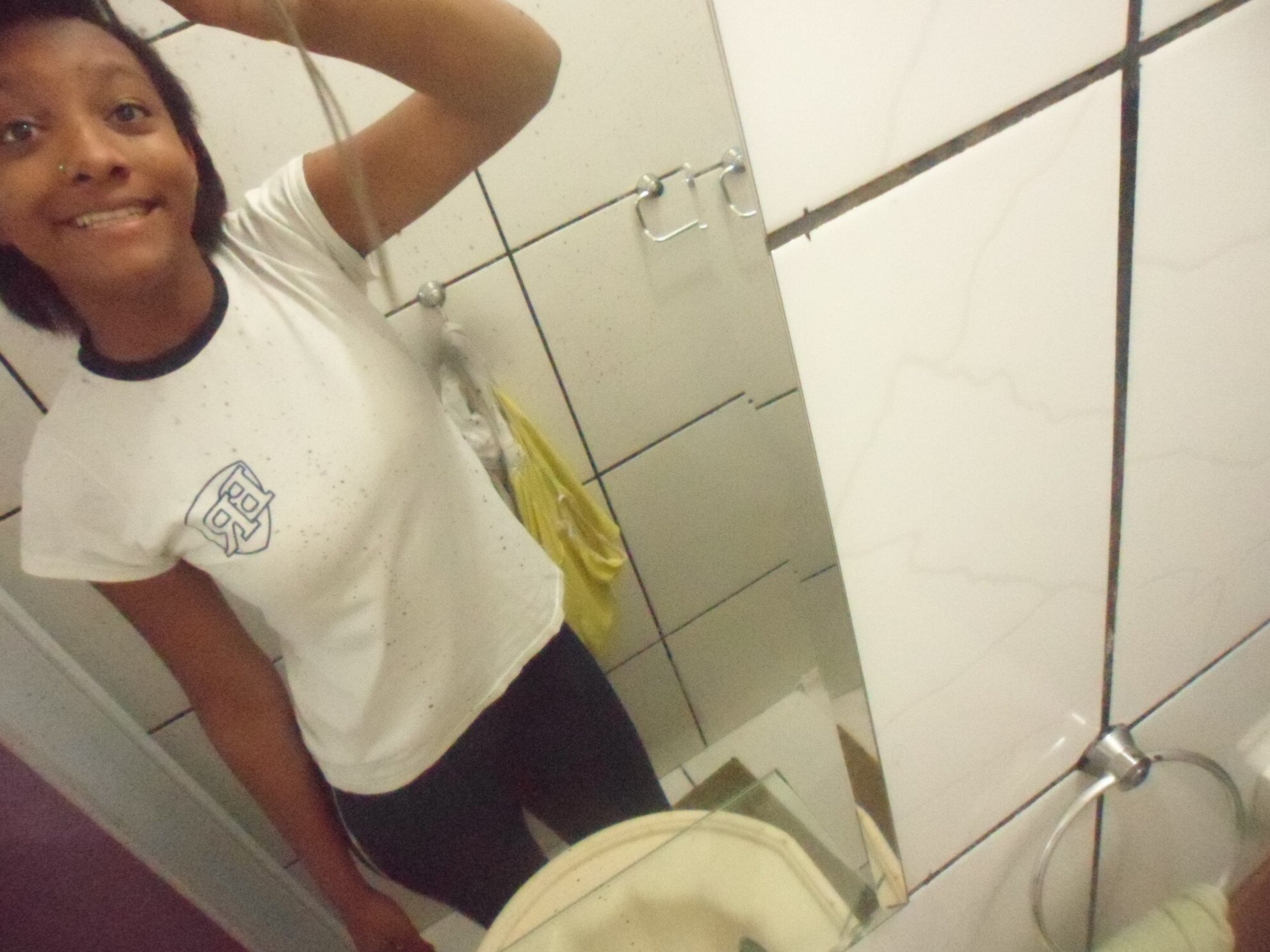 sou jogadora de volleibool adoro funk adoro dançar etc...