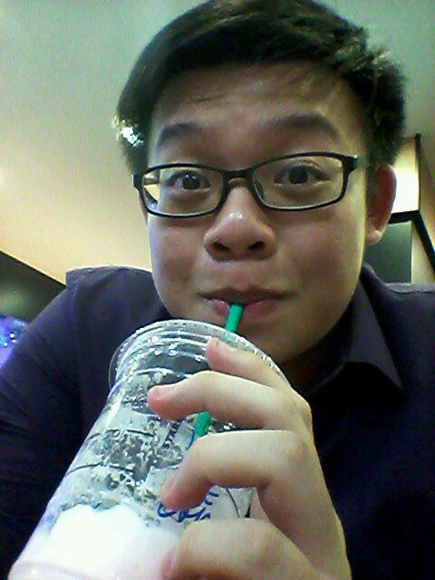 lionelzzz's profile picture. disappointment is my friend