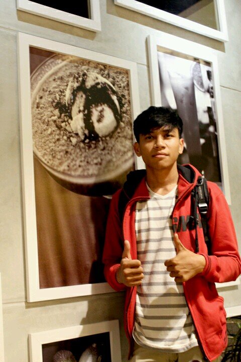 JUNIOR art fhotografher | hobby bermusic @Galras [galau rasta]info boking HP»087871125497 _Life is like a war_I choose I live 18+