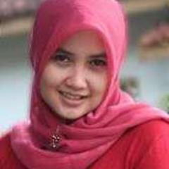 selalu berteman sepi,tak ada yang menemani
bila ada yang srek dihati,selalu buatku sakit hati
Lebih baik aku begini,bahagia kurasa setiap hari