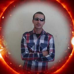 اني لا انحني لأي بنت او رجل ليس كبرياء ولكن لأن أبي علمني لا انحني الي لله وحده اذكروه