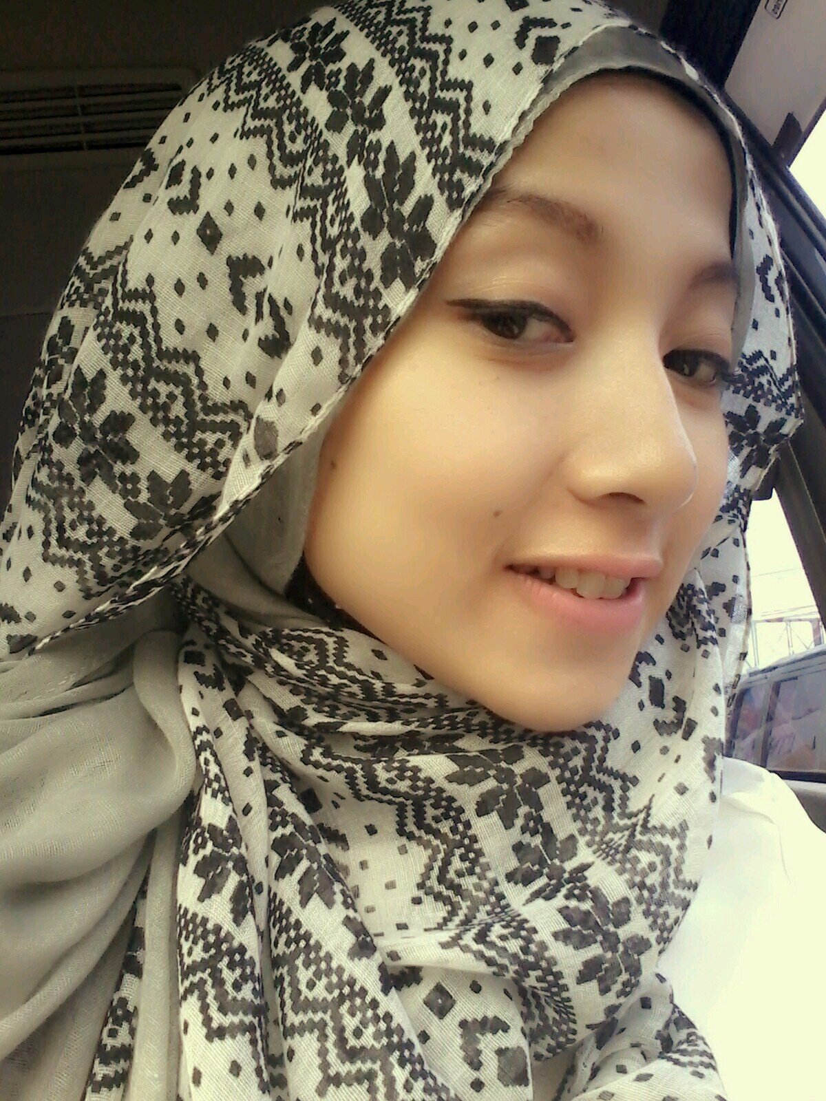 telkom university lecturer . public speaker (contact by mention) . stay young and happy . ♥