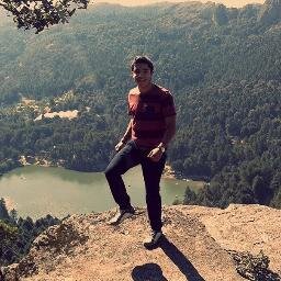 Estudiante de Ingeniería. No se me olvidan las cosas, me gusta que me las repitan. Mitad jarocho, mitad hidalguense.