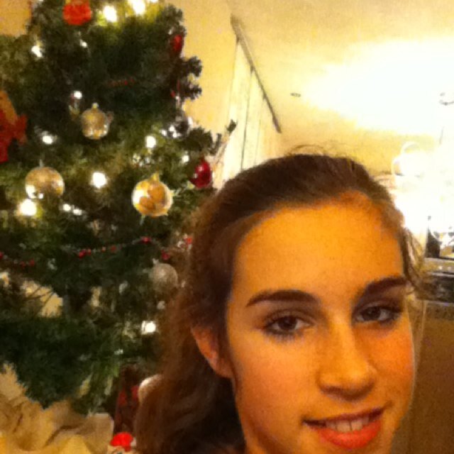 13jr.~2ha2~CalvijnGroeneHart~OneDirection~Feyenoord~gymnastics~dance~ love my family and friends @lisamariel_ @SoezyC @rosaxiris